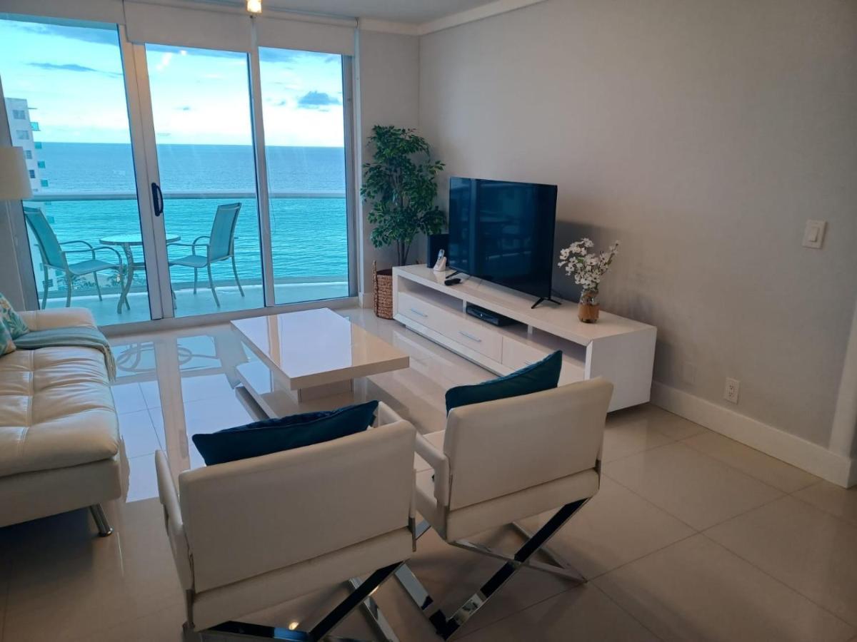 Hollywood On Beach Apartment Bagian luar foto