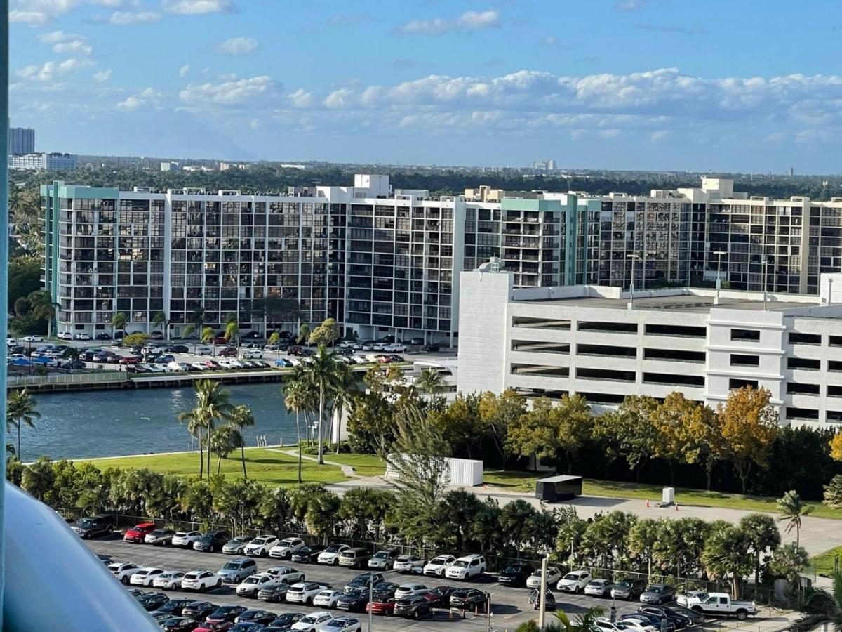 Hollywood On Beach Apartment Bagian luar foto