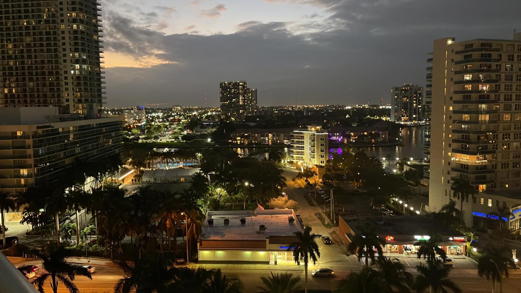 Hollywood On Beach Apartment Bagian luar foto